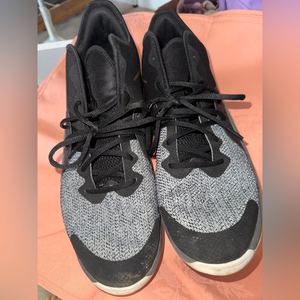 Nike Black Athletic Shoes
